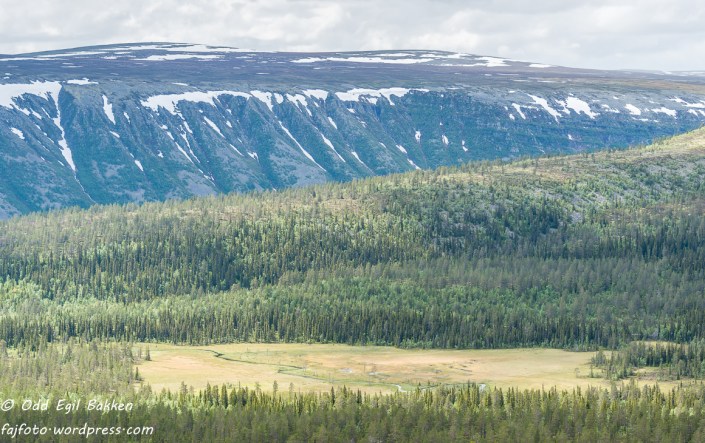 Utsikt vestover mot Kampflået.